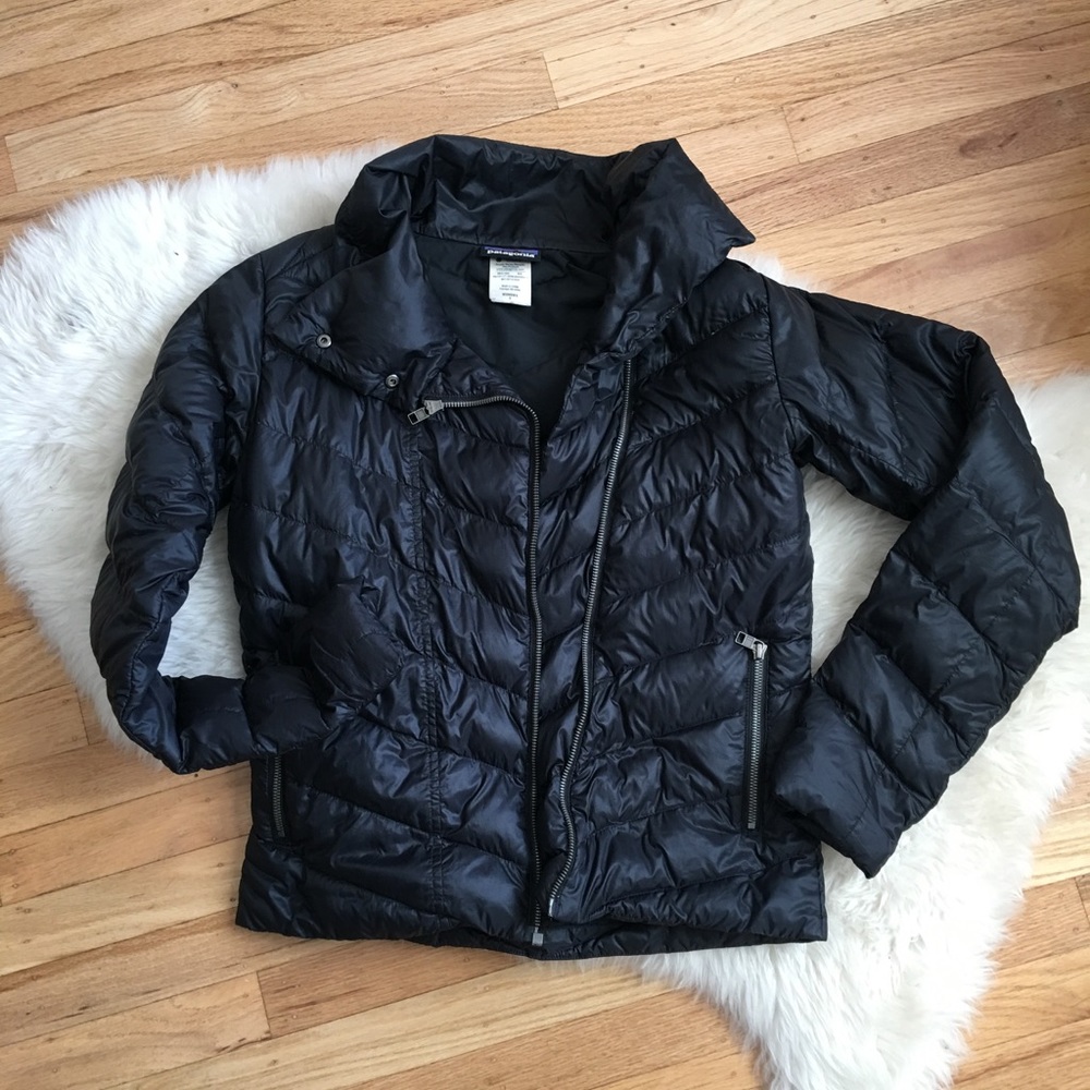 Patagonia puff jacket in size S
